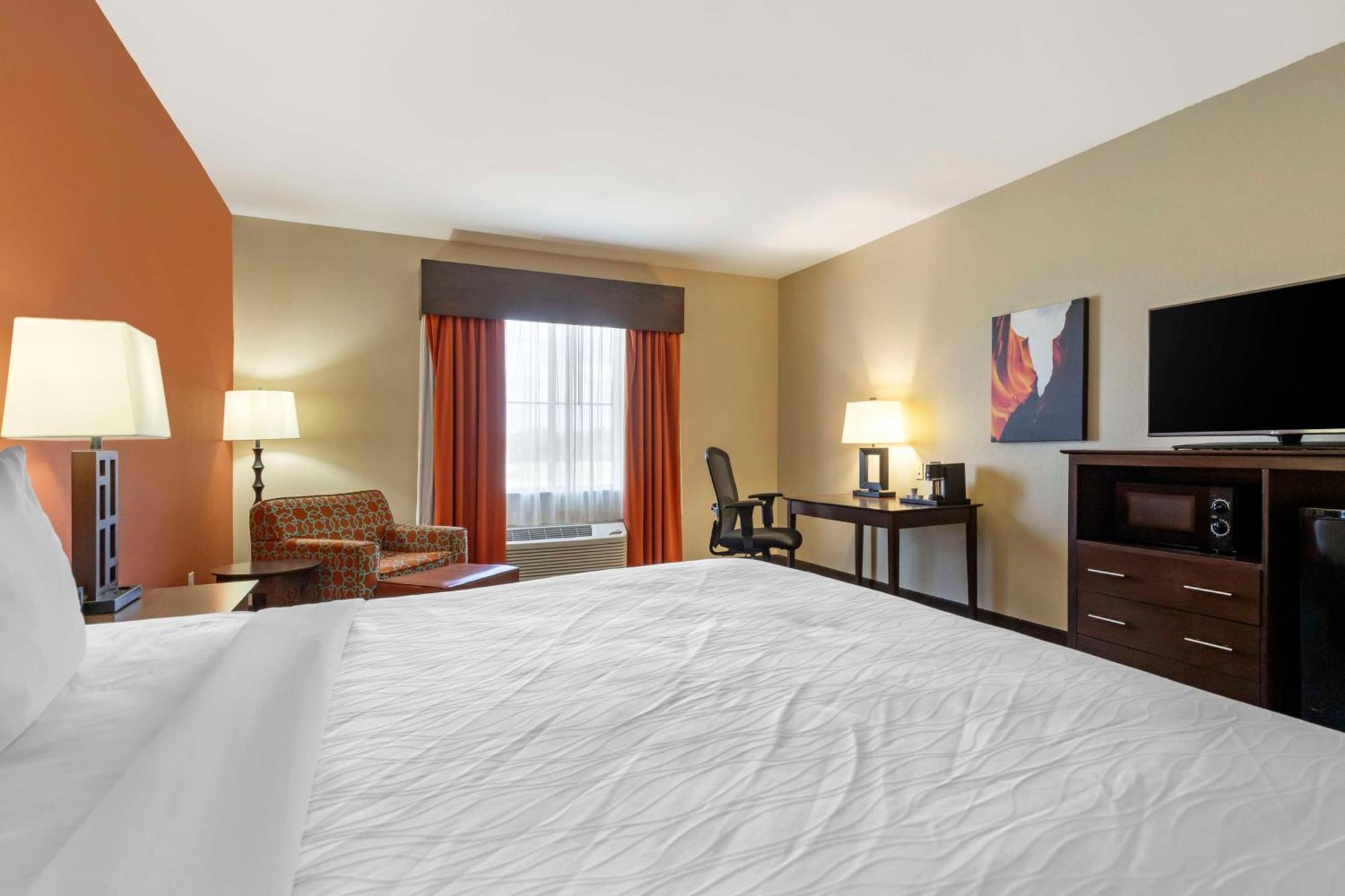 Best Western Plus Longhorn Inn & Suites Luling Exterior foto